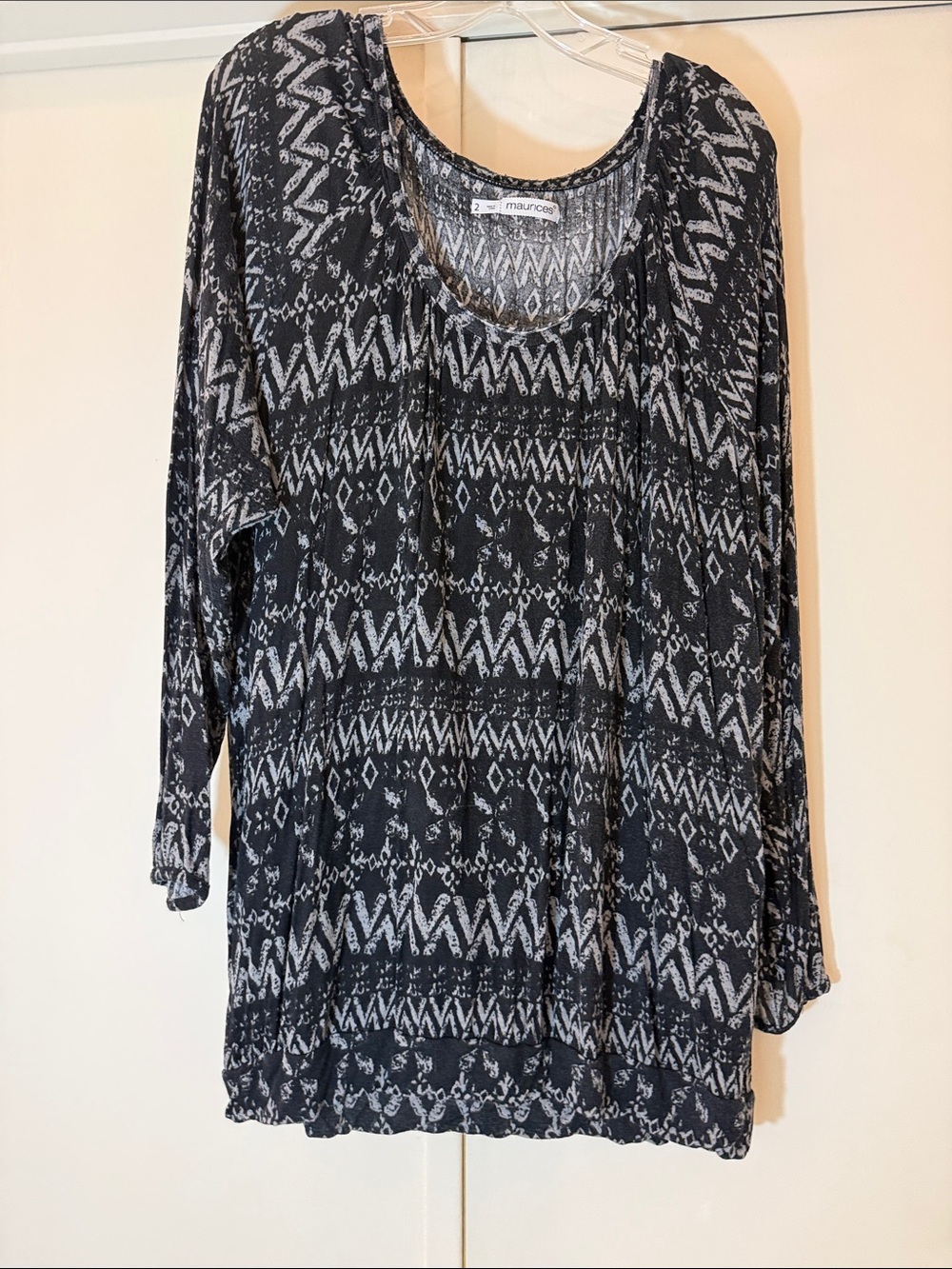 Maurices Black and White Geometric Long Sleeve Top
